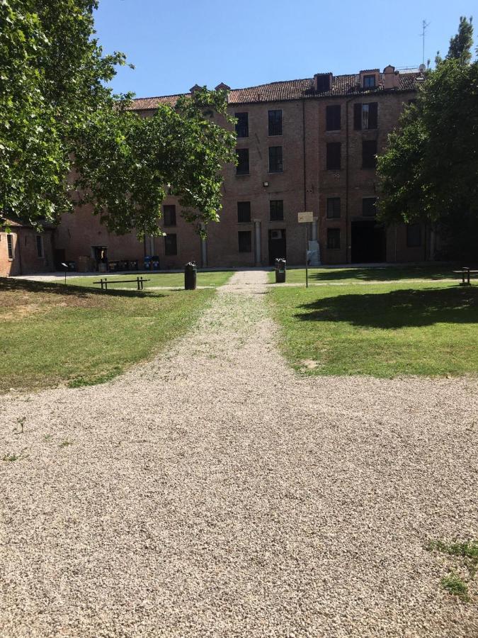 페라라 Casa Duchesse Al Castello 아파트 외부 사진
