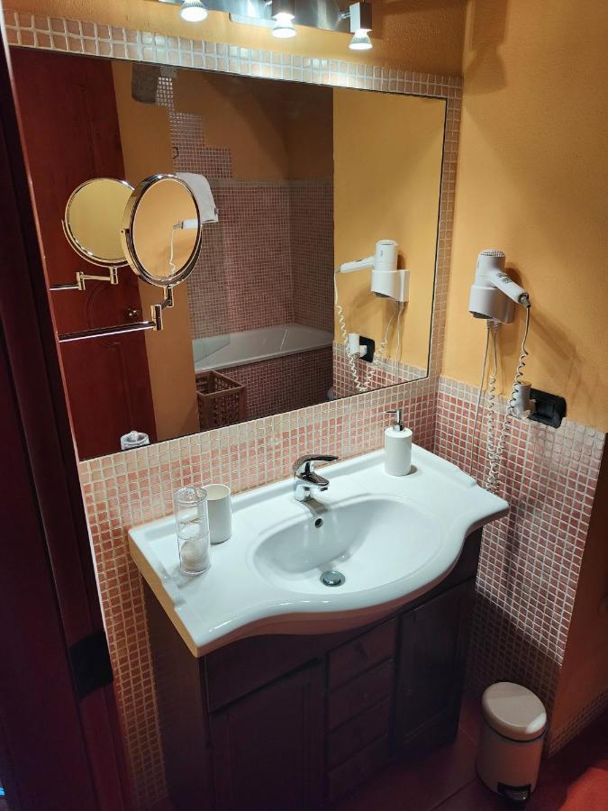 페라라 Casa Duchesse Al Castello 아파트 외부 사진